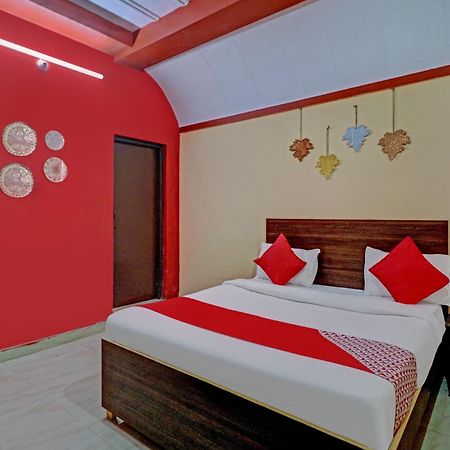 Indirapuram Hotel O Rj Villa מראה חיצוני תמונה