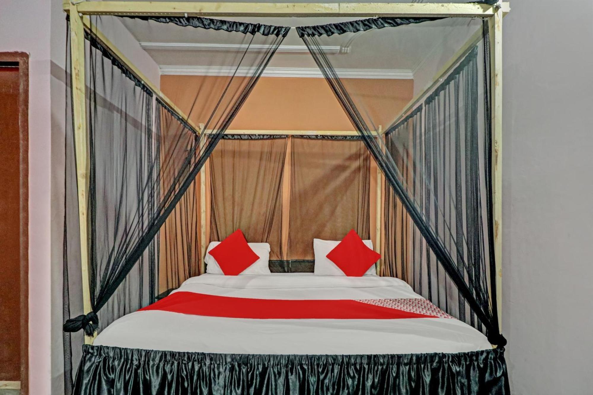 Indirapuram Hotel O Rj Villa מראה חיצוני תמונה
